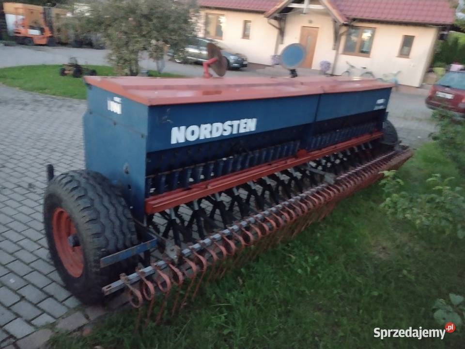 Agregat uprawowy 3 metry z wałkiem na tuza Siewniki i sadzarki Sośno sprzedam