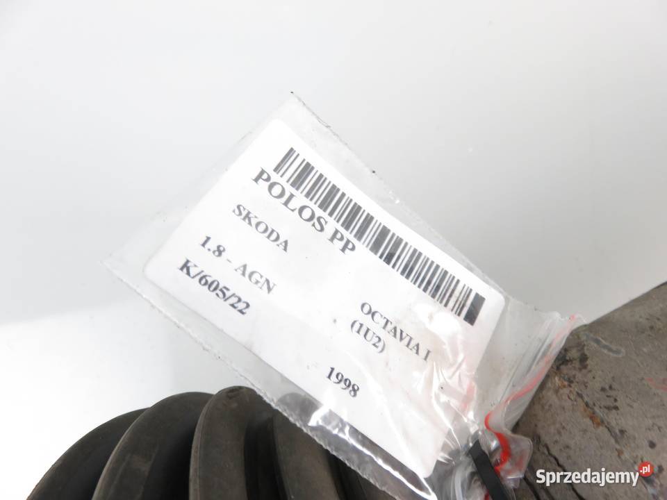PÓŁOŚ PRAWA PRZEDNIA SKODA OCTAVIA I 18 osobowe małopolskie