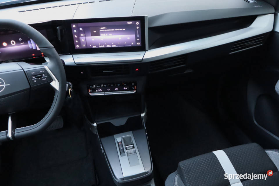 Opel Frontera 12 hybrid śląskie