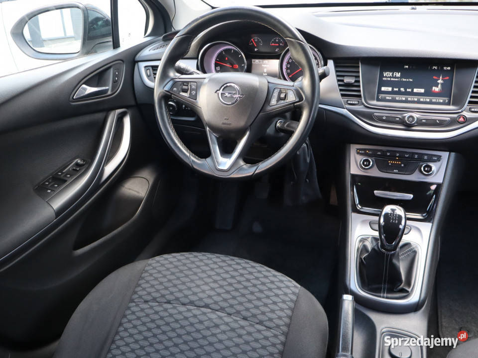 Opel Astra 16 CDTI ASR (kontrola trakcji) Katowice sprzedam