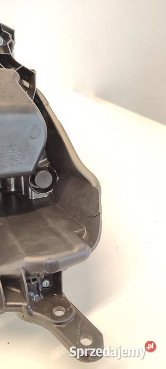SUZUKI SX4 SCROSS LAMPA LEWY PRZÓD RHD ANGLIK