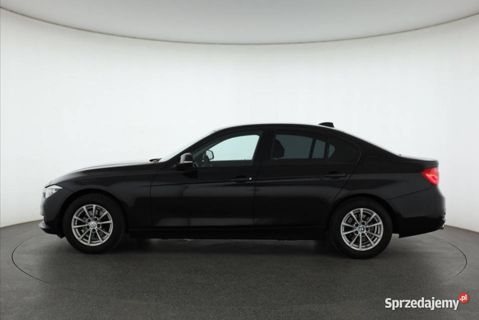 BMW 3 318 i gniazdo USB