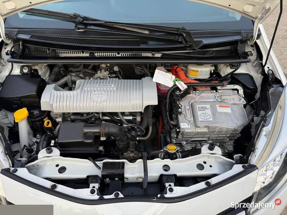 Toyota Yaris Hybrid 15 VVTi 100 2015r Toyota Krotoszyn