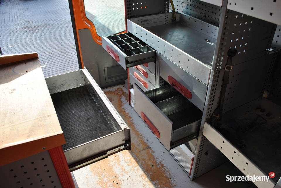 Crafter Auto Warsztat Zabudowa Regały komputer pokładowy Sierakowice