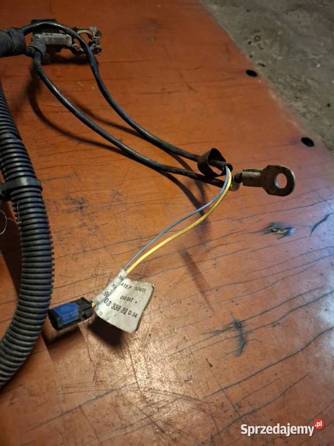 Kabel dodatni plusowy przewód akumulatora Rok produkcji 2001 małopolskie