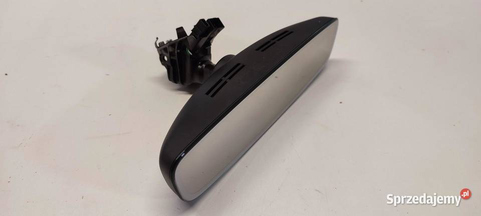 VW TAYRON LUSTERKO ŚRODKOWE 57L857334