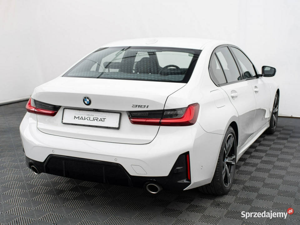 BMW 318 GD7P017318i Podgrzf Kcof LED Pół skóra pomorskie Pępowo