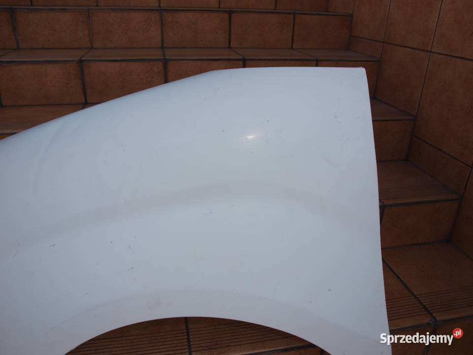 Fiat Doblo błotnik lewy przód 2010 2015r