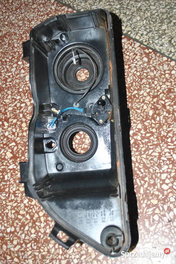 Obudowa lampy lewy przód xenon e39 przedlift Poręba sprzedam