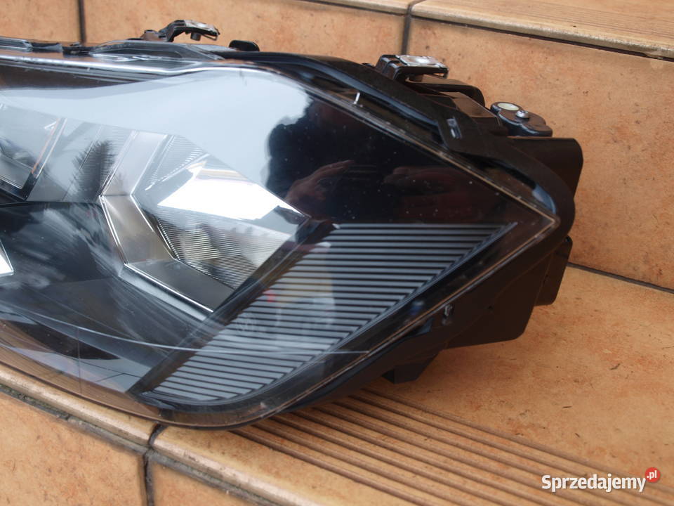 VW Polo VI 6 lampy przód zwykłe 2017 2021r Oświetlenie wielkopolskie Kalisz