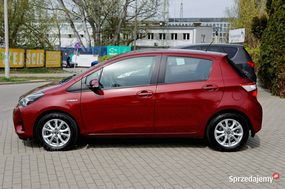 Toyota Yaris serwis ASO gwarancja na baterie III bluetooth