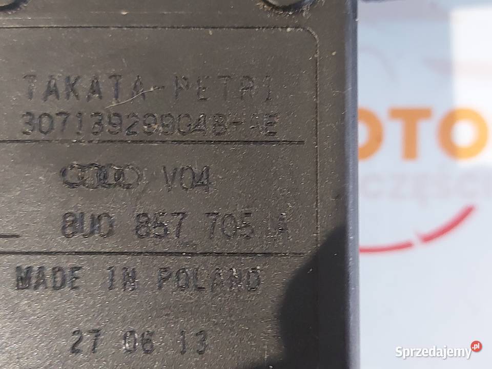 AUDI Q3 I 20 TDI 13r pas bezpieczeństwa lewa osobowe