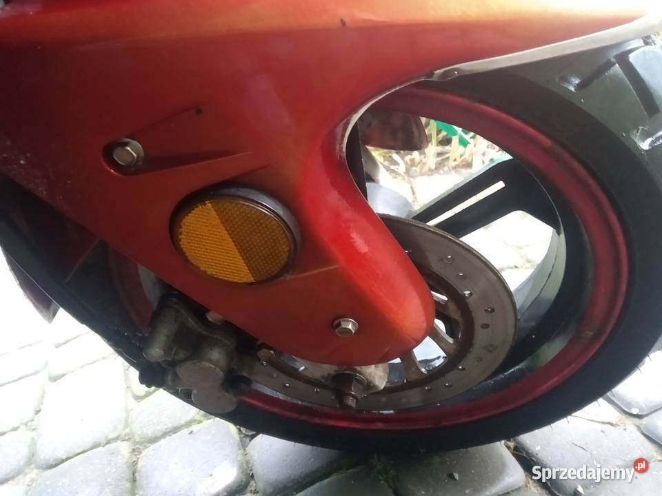 Motocykl Benzhou z 2014 roku 2 kaski i opona Starachowice