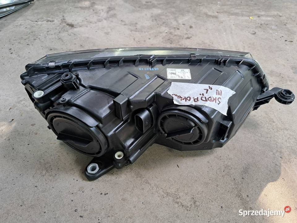 Skoda Octawia III reflektor Halogen przód L wielkopolskie Leszno