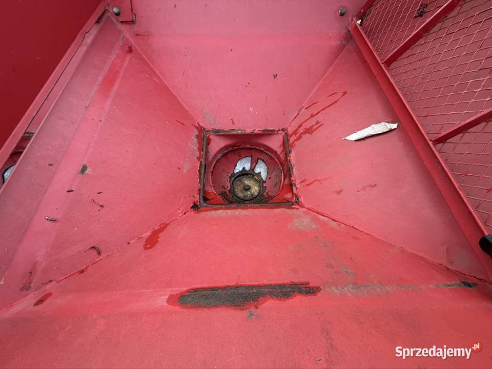 Rozsiewacz do nawozu Serokomla