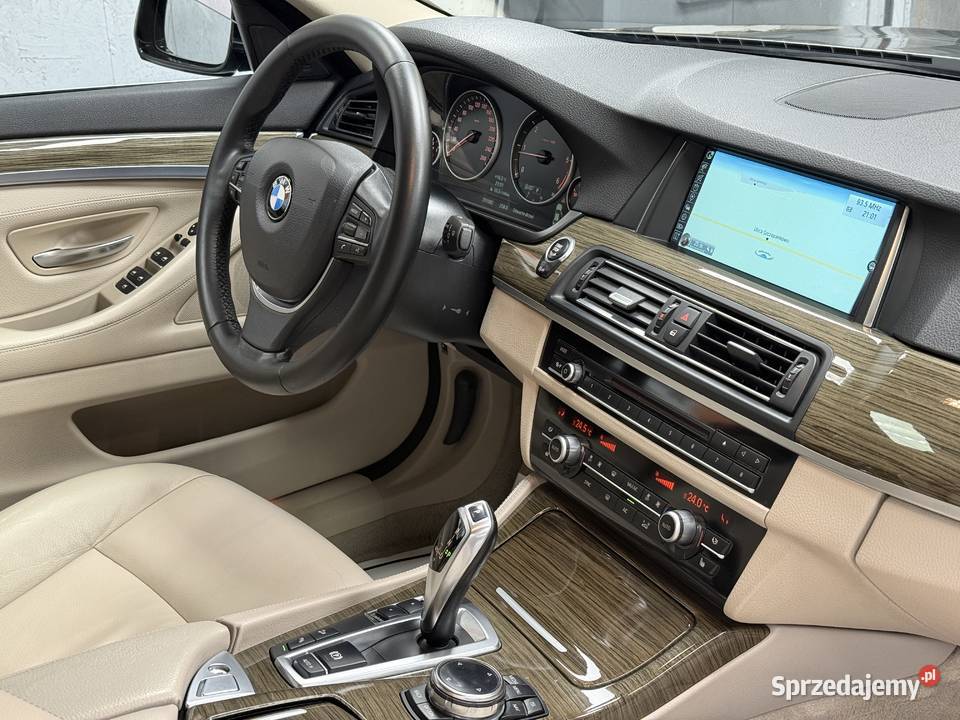 Salon Polska sedan xDrive jasne wnętrze 4/5 Poznań