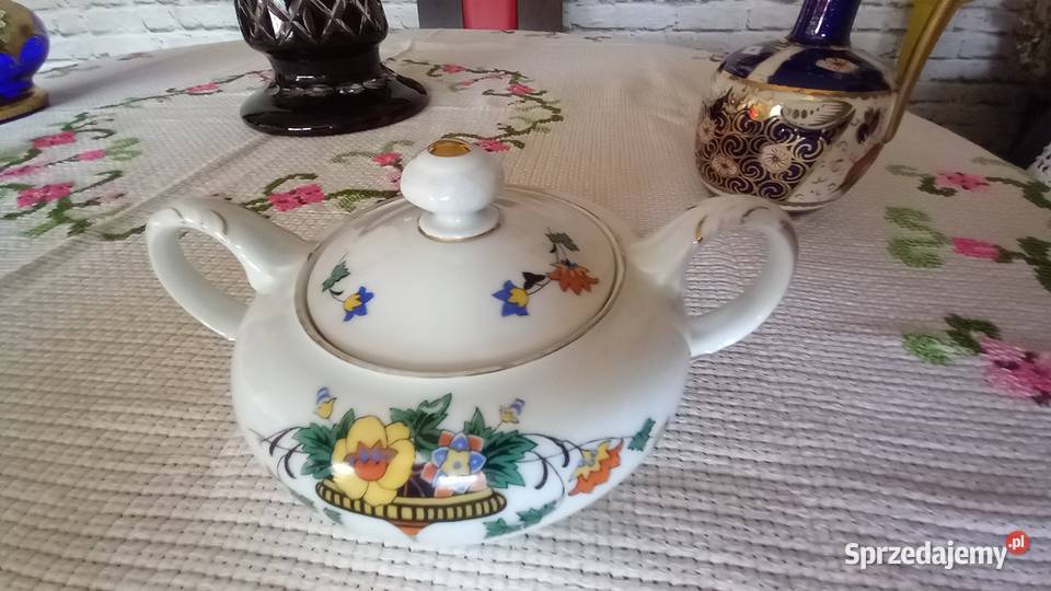 Porcelanowa duża cukiernica na stopce i inne Warszawa