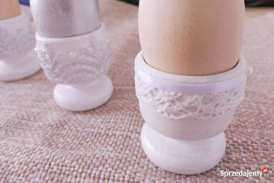 Drewniane kieliszki z jajeczkami Drawsko Pomorskie