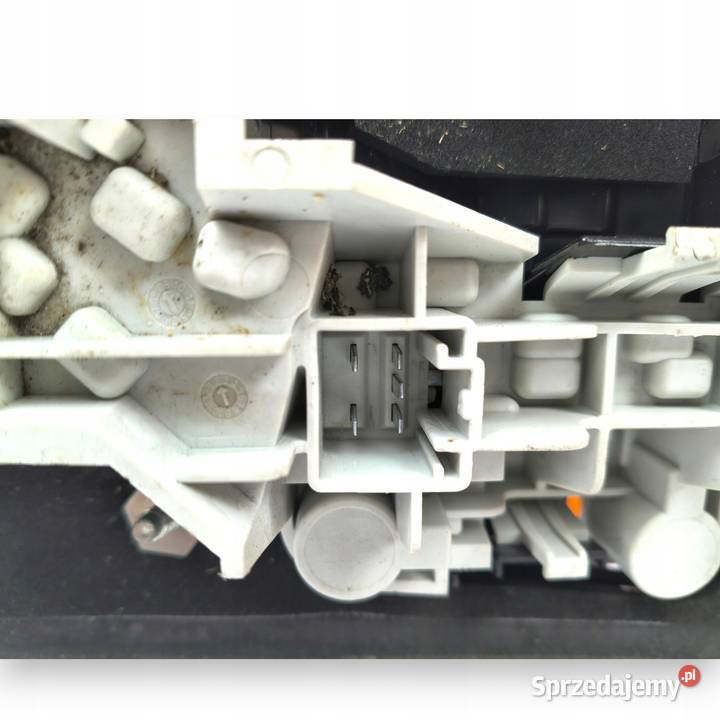 LAMPA PRAWA Volvo V50 I LIFT 20072012 tylna osobowe Chełm sprzedam