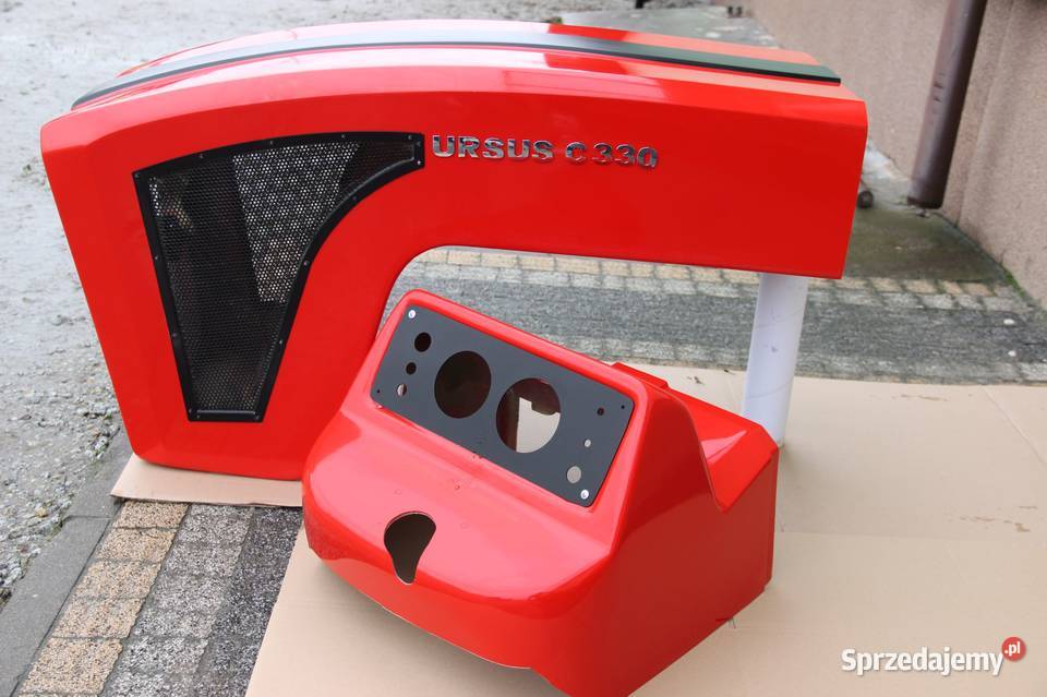 Maska ciągnikowa tworzywo Ursus C330 C330 Retro kujawsko-pomorskie Rogóźno