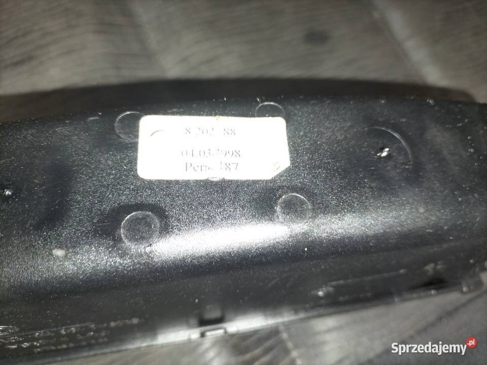 Schowek konsoli centralnej BMW E46 Ładny stan śląskie Poręba
