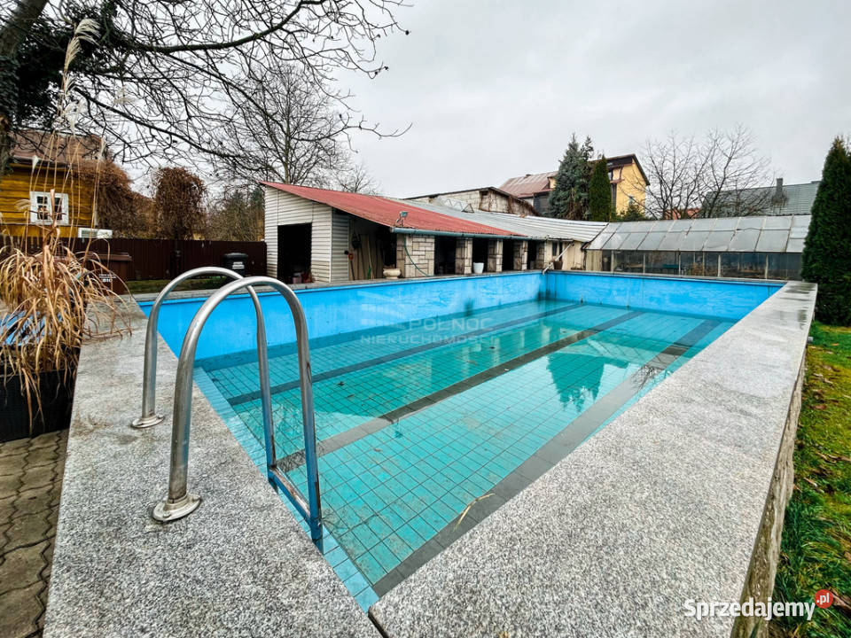 Funkcjonalny dom z basenem w Tomaszowie Tomaszów Lubelski