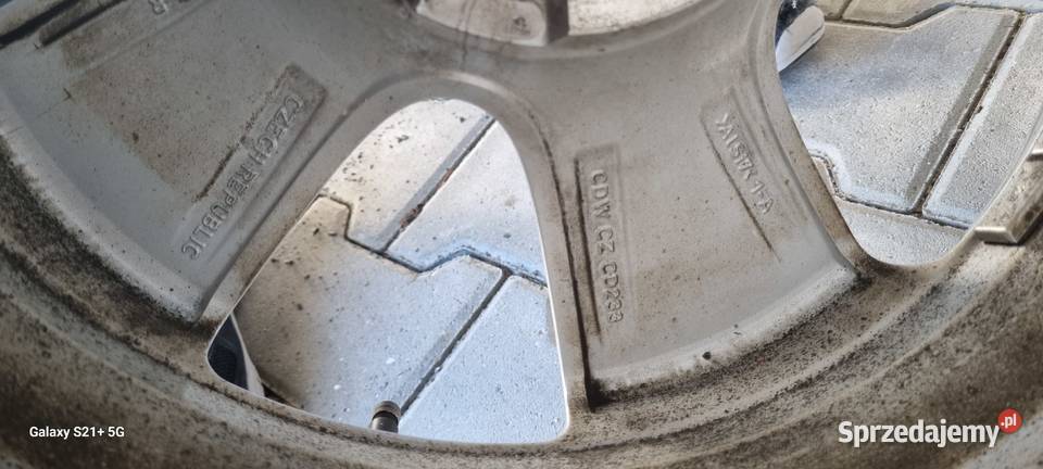 Ładne kołaalufelgi 17 BMW opony zimowe Pirelli Jelenia Góra