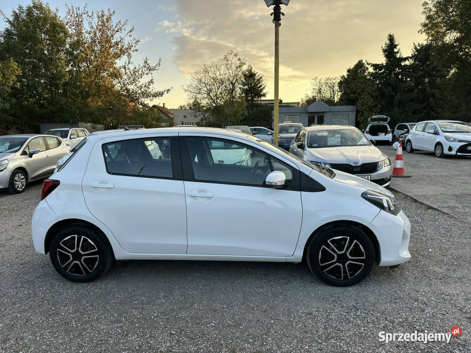 Toyota Yaris 201513benz 996 centralny zamek Warszawa sprzedam