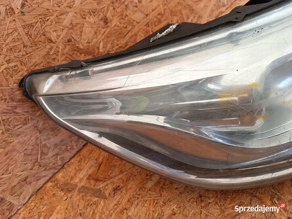 REFLEKTOR LAMPA PRAWA PRZÓD EU XENON CITROEN C4 wielkopolskie Nowy Tomyśl sprzedam