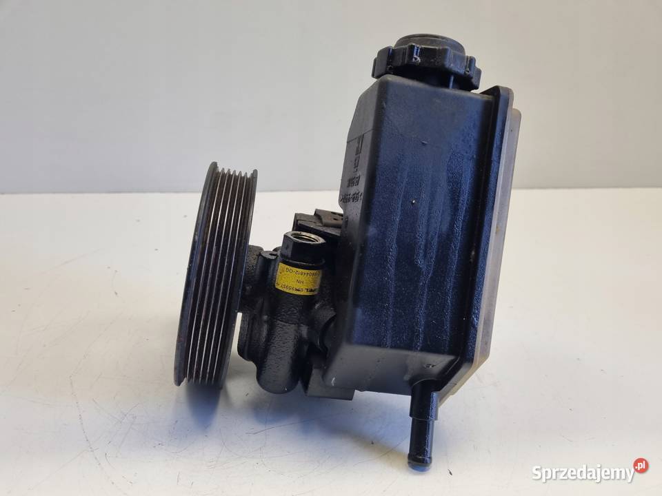 Opel Vectra B 16 16V POMPA WSPOMAGANIA 90495957 Chełm