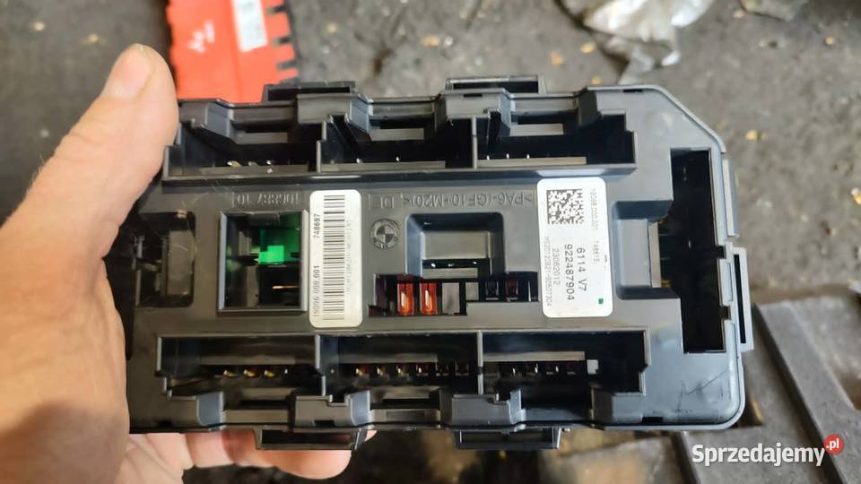 Skrzynka bezpieczników moduł 922487904 BMW F30 Książ Wielkopolski