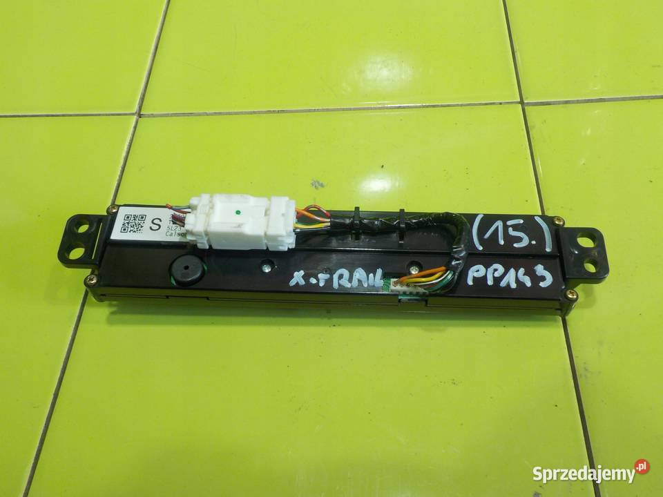 NISSAN XTRAIL I T30 25 B 06r 5D panel sprzedam