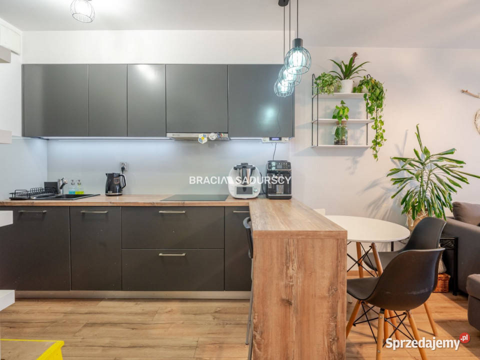 Mieszkanie Kraków Krokusowa 3972m2 2 pokoje własność