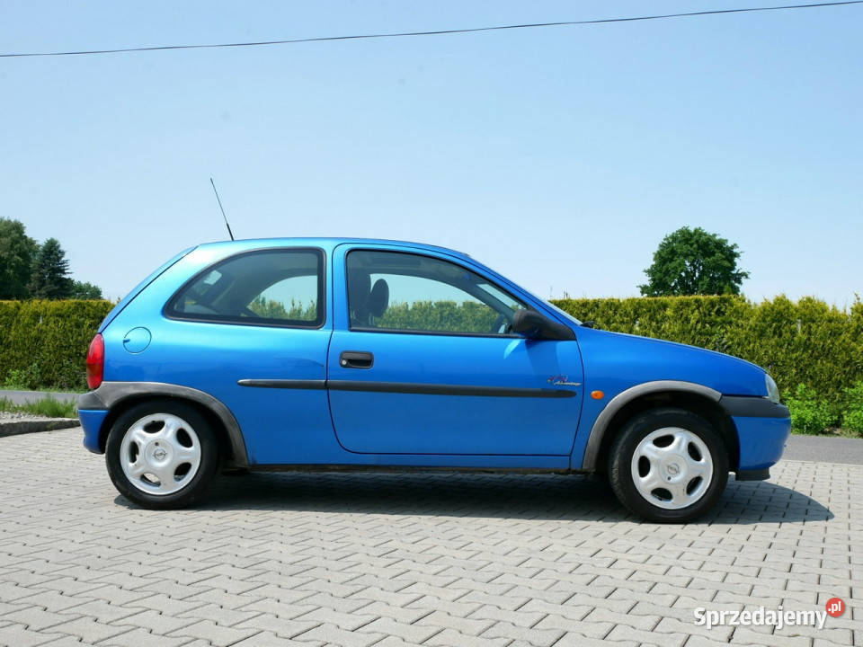 Opel Corsa 10 12V 54 Eu5 3 Drzwi B 19932000 Hatchback Goczałkowice-Zdrój