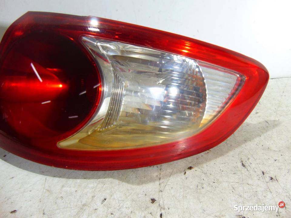 LAMPA PRAWA TYLNA TYŁ 4 PIN HYUNDAI SANTA FE II Lampy tylne sprzedam