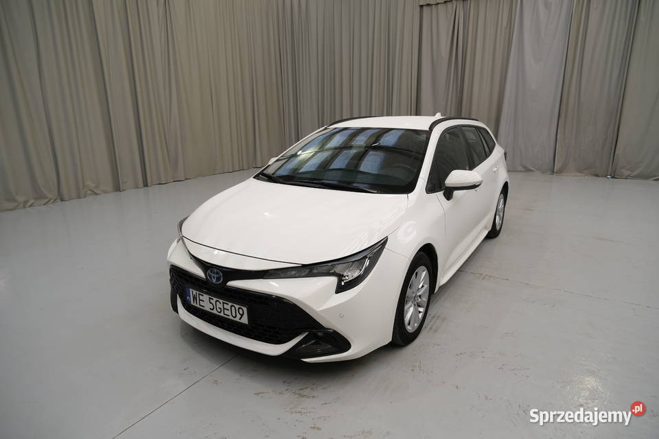 TOYOTA COROLLA 2024 1798 ccm 98 Warszawa