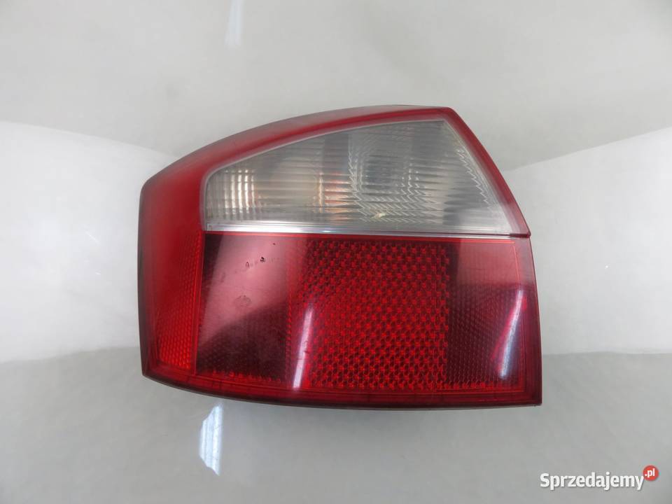 LAMPA LEWA TYLNA AUDI A4 B6 Sedan 8E2 8E0945095