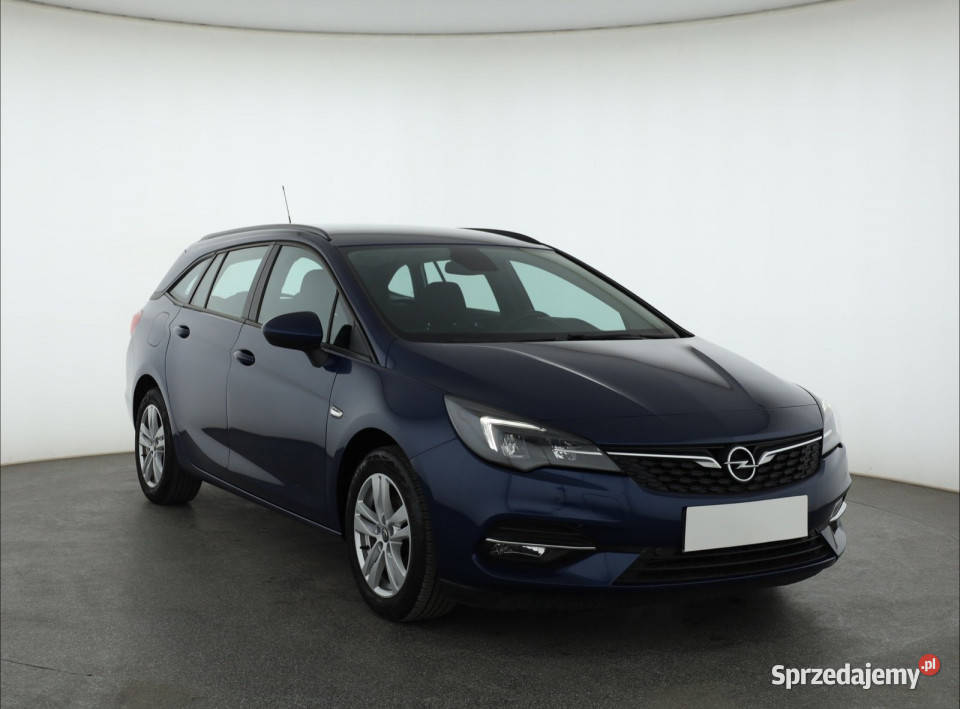 Opel Astra 12 Turbo podgrzewane fotele
