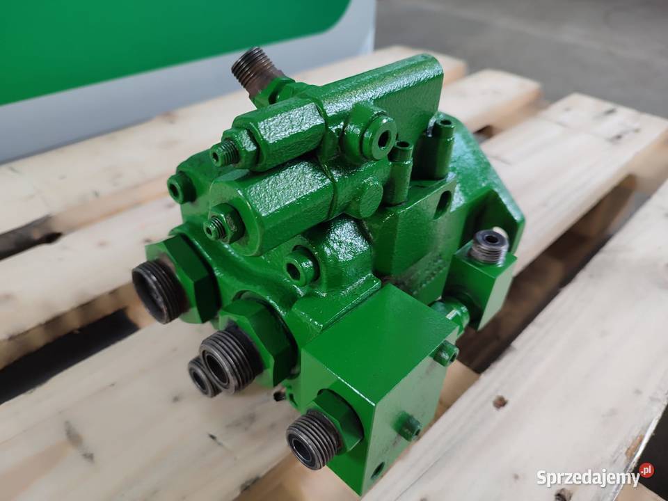 Pompa hydrauliczna AL200635 John Deere 6155R sprzedam
