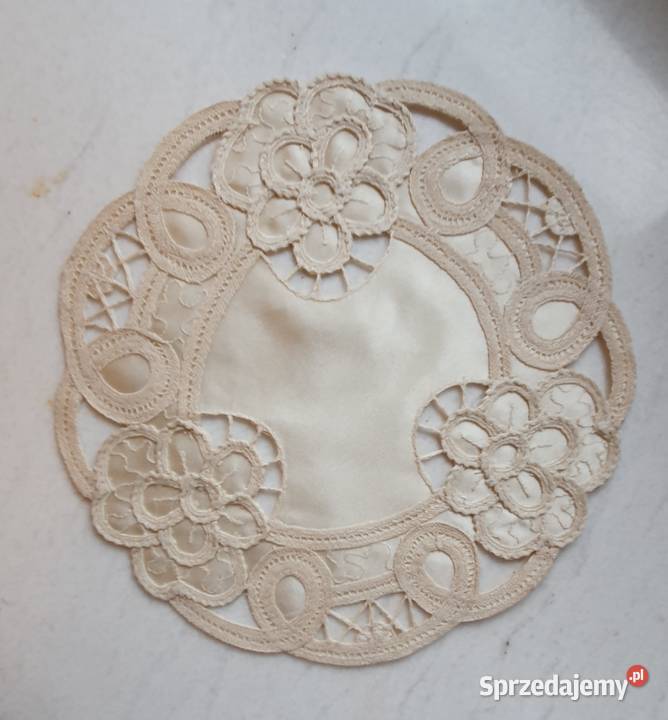 SERWETKI haftowane ręcznie wykonane komplet