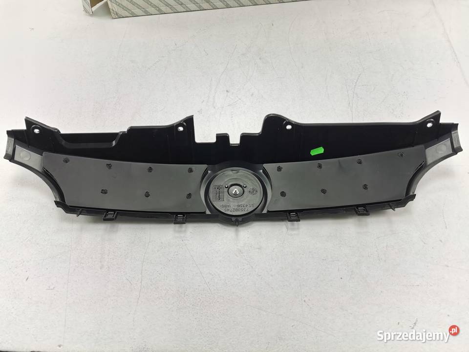 KRATKA CHŁODNICY FIAT PANDA 2011 735463492