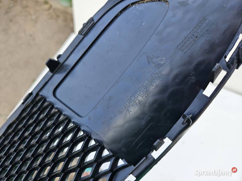MERCEDES W177 KRATKA ŚRODKOWA ZDERZAKA PRZÓD osobowe Atrapy Międzychód sprzedam