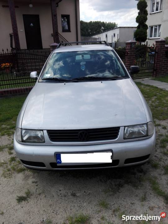 Sprzedam samochód VW POLO KOMBI srebrny elektryczne szyby Polo wielkopolskie Łobżenica