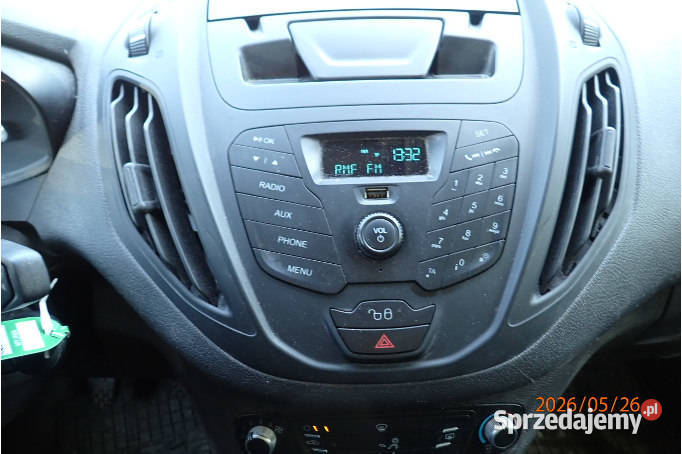 FORD TRANSIT COURIER 2018 99800 ccm 100 100KM Ford Warszawa