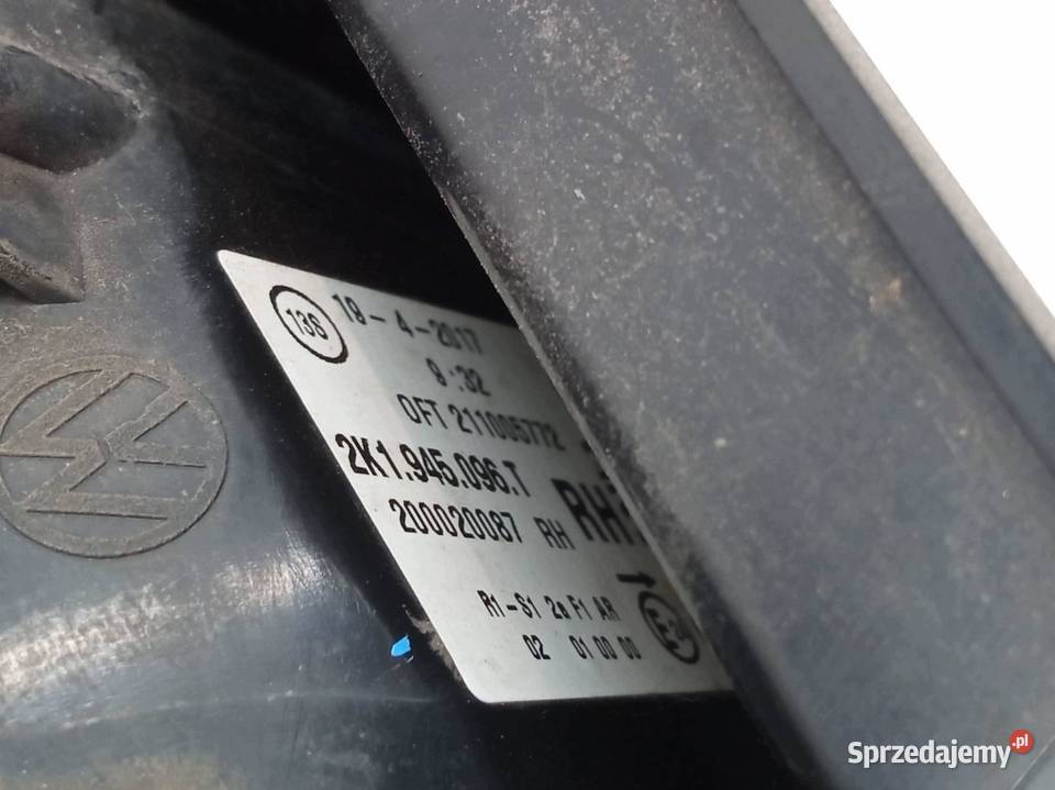LAMPA TYŁ PRAWA EU LIFT 2K1945096T VW Volkswagen świętokrzyskie