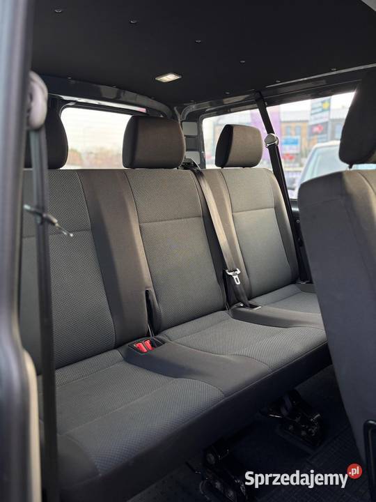 VW Transporter T6 Long 20 TDI 9 osobowy Salon