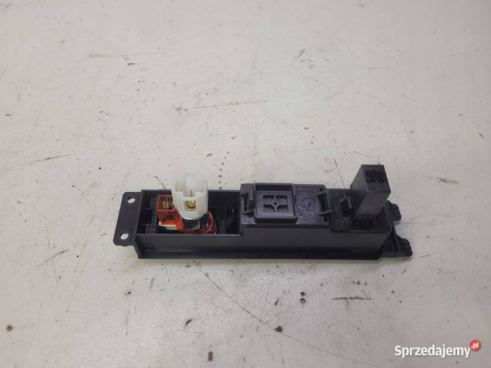 GNIAZDO ZAPALNICZKI AUDI A3 8P LIFT 8P0863387D osobowe Przystajń