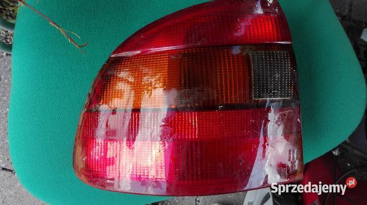 Opel Astra Classic 97 r Lampa tylna lewa Zbiersk