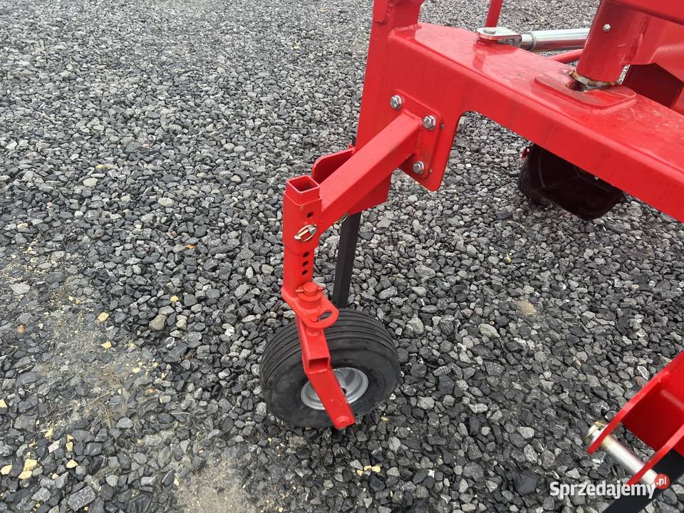 Zgrabiarka karuzelowa METALTECHNIK 35 m 42 m Drezdenko