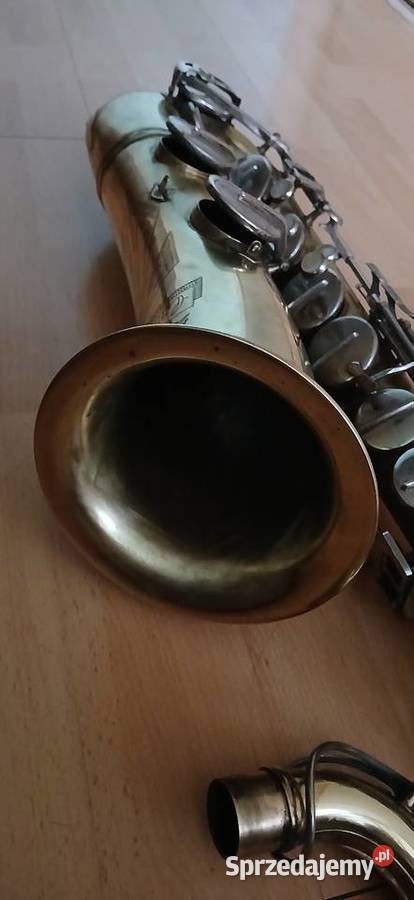 Saksofon tenorowy z lat 30 tych sprzedam